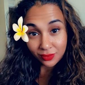 Meet your Posher, Evelyn